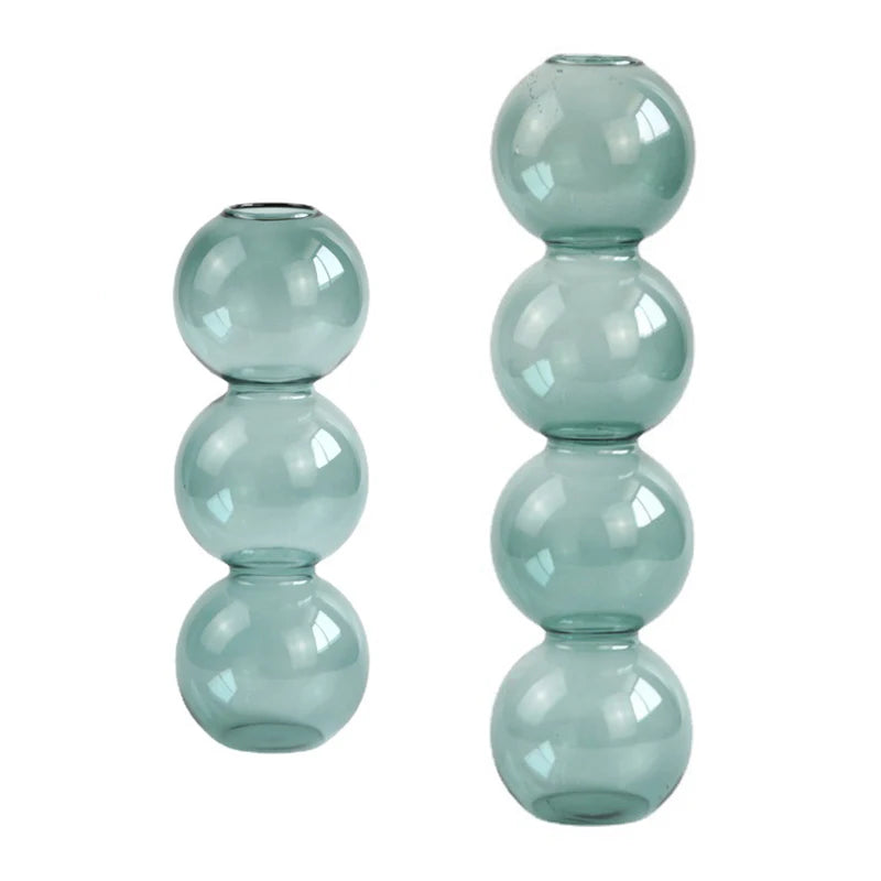 Glasvas i bubbelglas – minimalistisk heminredning i nordisk stil