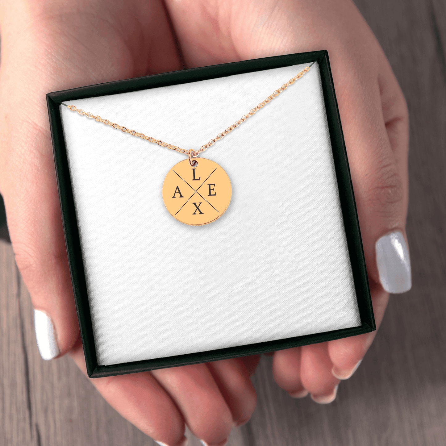 Personligt Halsband med Egen Gravyr