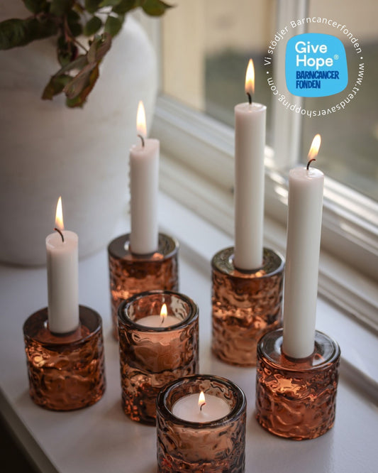 Ljusstakar i hamrat glas 2pack – Majas Cottage | Hasselnöt