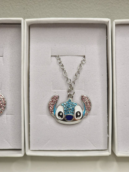 Halsband med glittrande figur