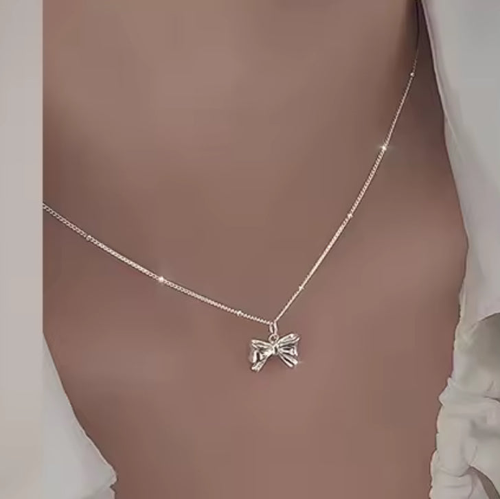 Silver Rosett - Halsband