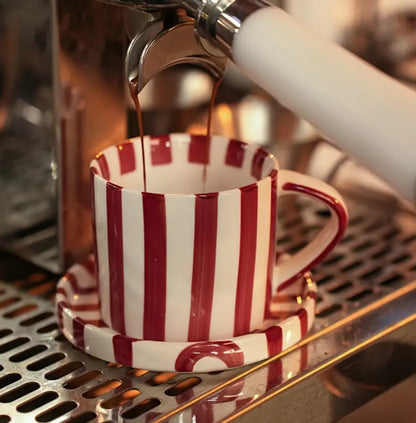 Randig Kopp med Fat– trendig Kaffekopp