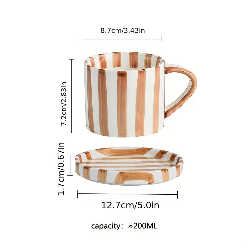Kopp med Fat – Vintage Randigt Set i Keramik